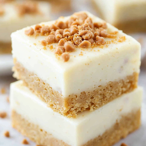 Frosted Maple Cookie Bars with Toffee Bits Recipe