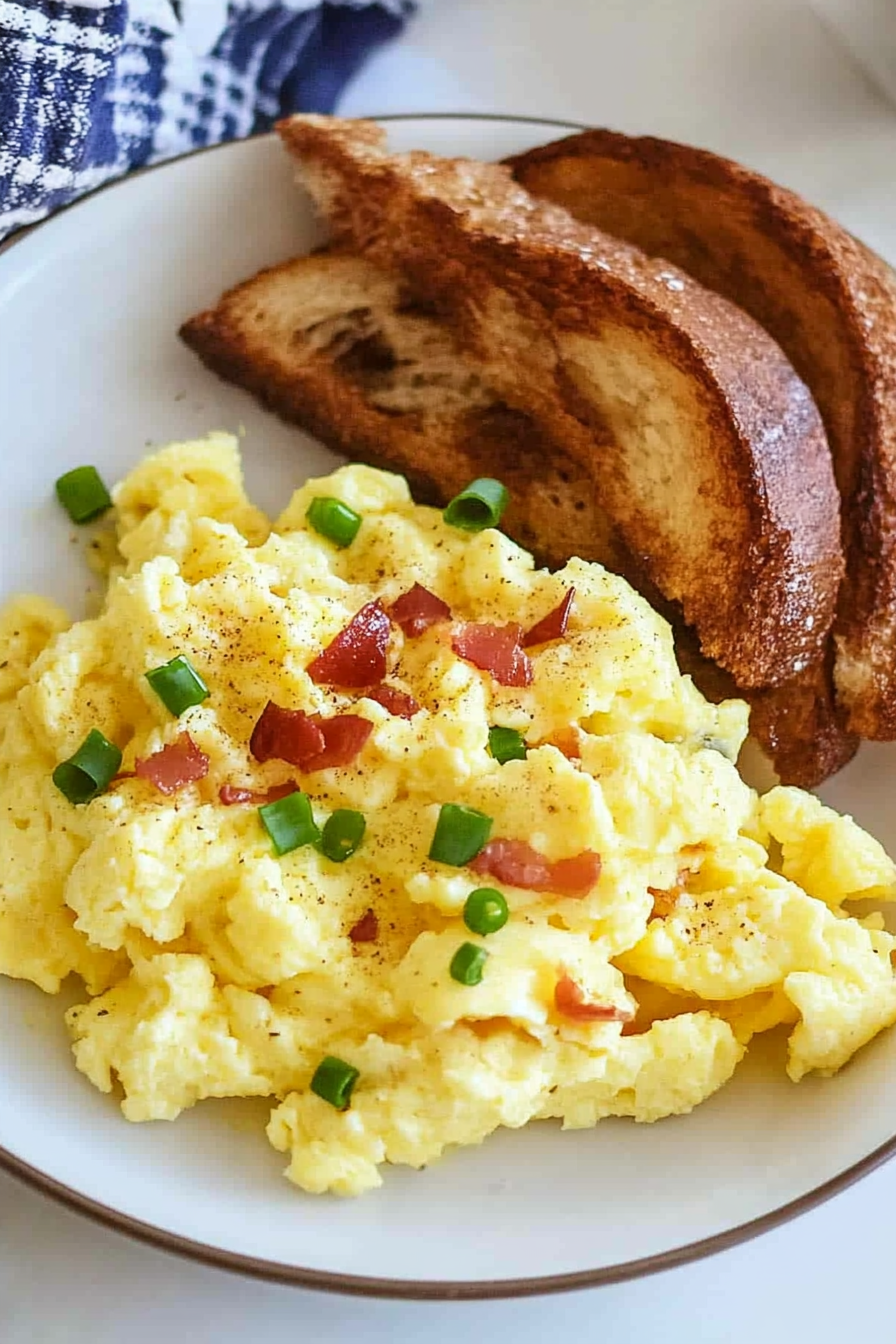 How to Make Scrambled Eggs in the Microwave Final Dish Presentation