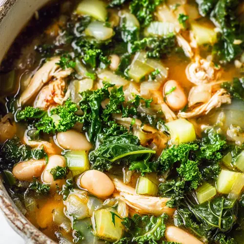 Easy Kale White Bean Chicken Soup